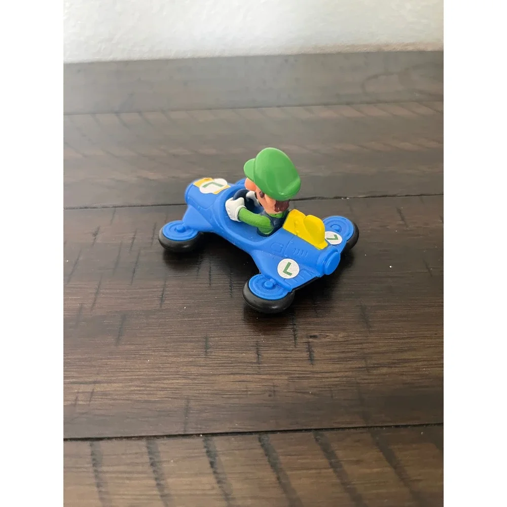 Nintendo Mario Kart 8 Luigi Blue Mach 8 Kart 2014 McDonald's Happy Meal Toy